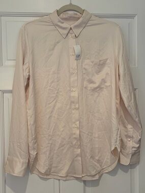 NWT Gap Silk Button-Down Top
